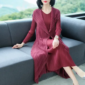 

Plus Size Dress Faux Two Piece Autumn Dress Women New Big Stretch Miyake Pleats Appliques high-end women's clothing