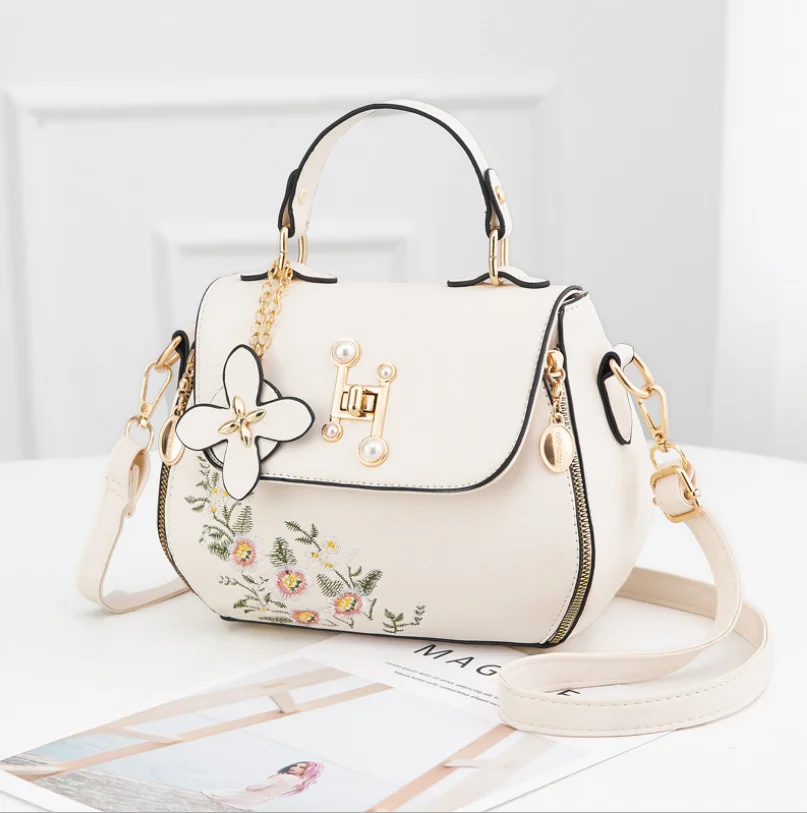 hot! New ladies handbags brand women's messenger bags luxury brand designer leather clutches python pattern handbag Bolsos Mujer