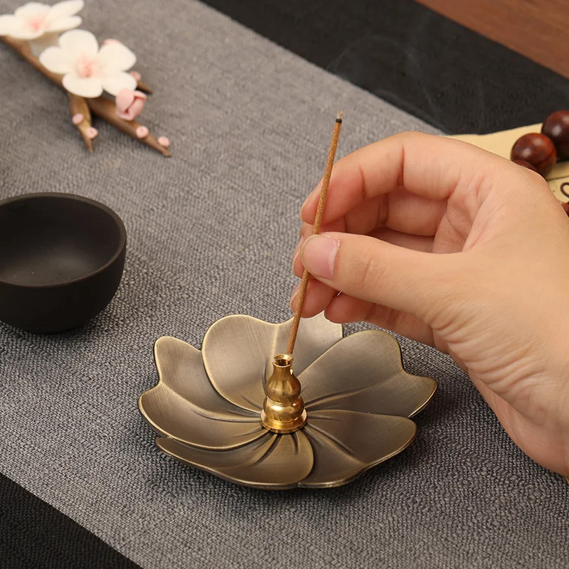 Incense holder incense holder indoor line incense burner brass aroma diffuser antique ornaments Taoist agarwood incense holder