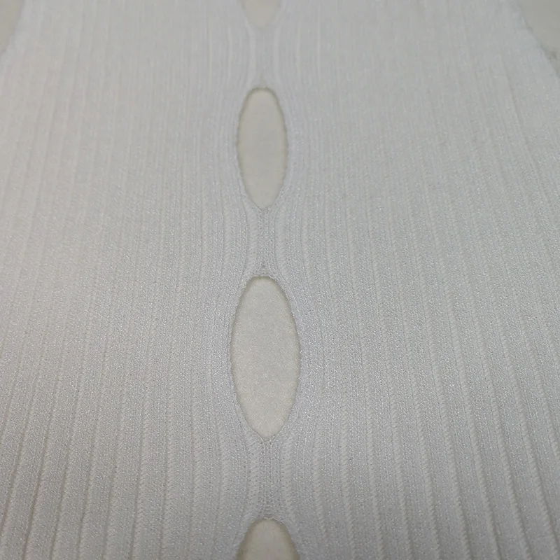 10664819024_1076514936