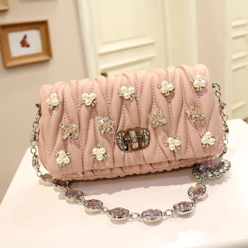 

2020 New Spring Famous Designer Pearl Flower Chain Shoulder Messenger Bags Luxury Fashion High Quality Women Purse and Handbags