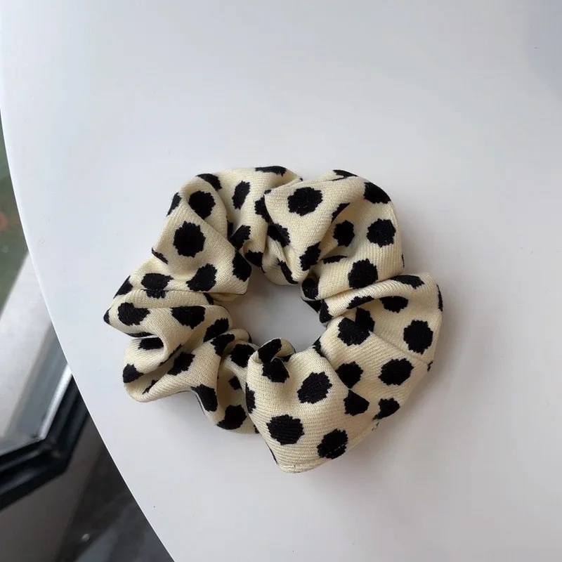 Dot beige