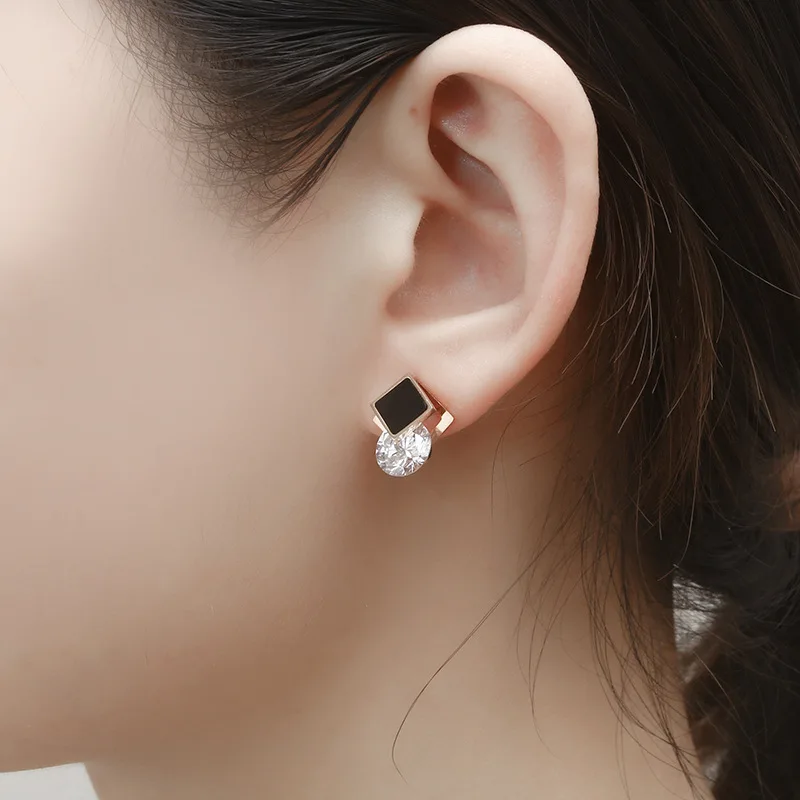 11611695830_1931471148