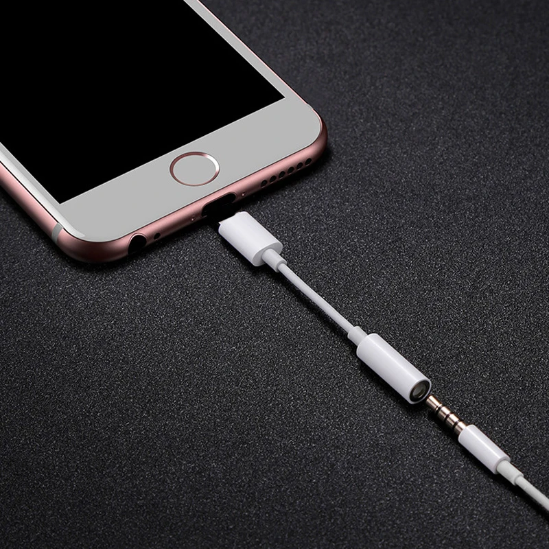 Single 3.5MM Earphone Headphone Adapter for iPhone 7 8 Plus X XR XS 11 Pro Max 3.5mm Audio Adapter