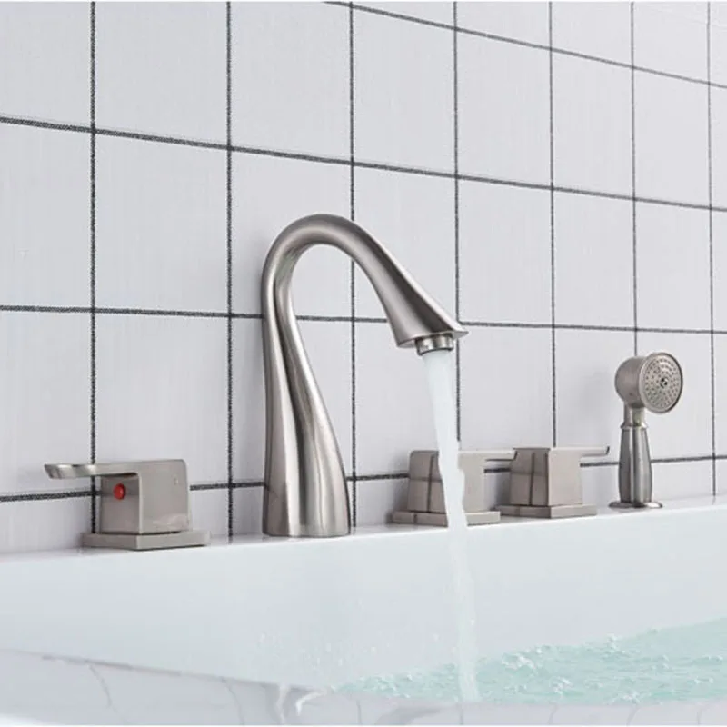 Brushed Nickel Onyzpily смеситель для ванной набор хромированных на бортике 5 широкий с отверстиями Смеситель для ванной комнаты с гусиным горлом набор для ванной душа с ручной душевой - Цвет: Brushed Nickel