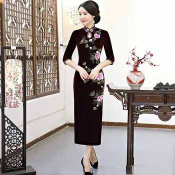 

Vintage Button Velour Qipao Elegant Slim Female Velvet Chinese Evening Party Dress Sexy Beads Cheongsam Mandarin Collar Vestidos