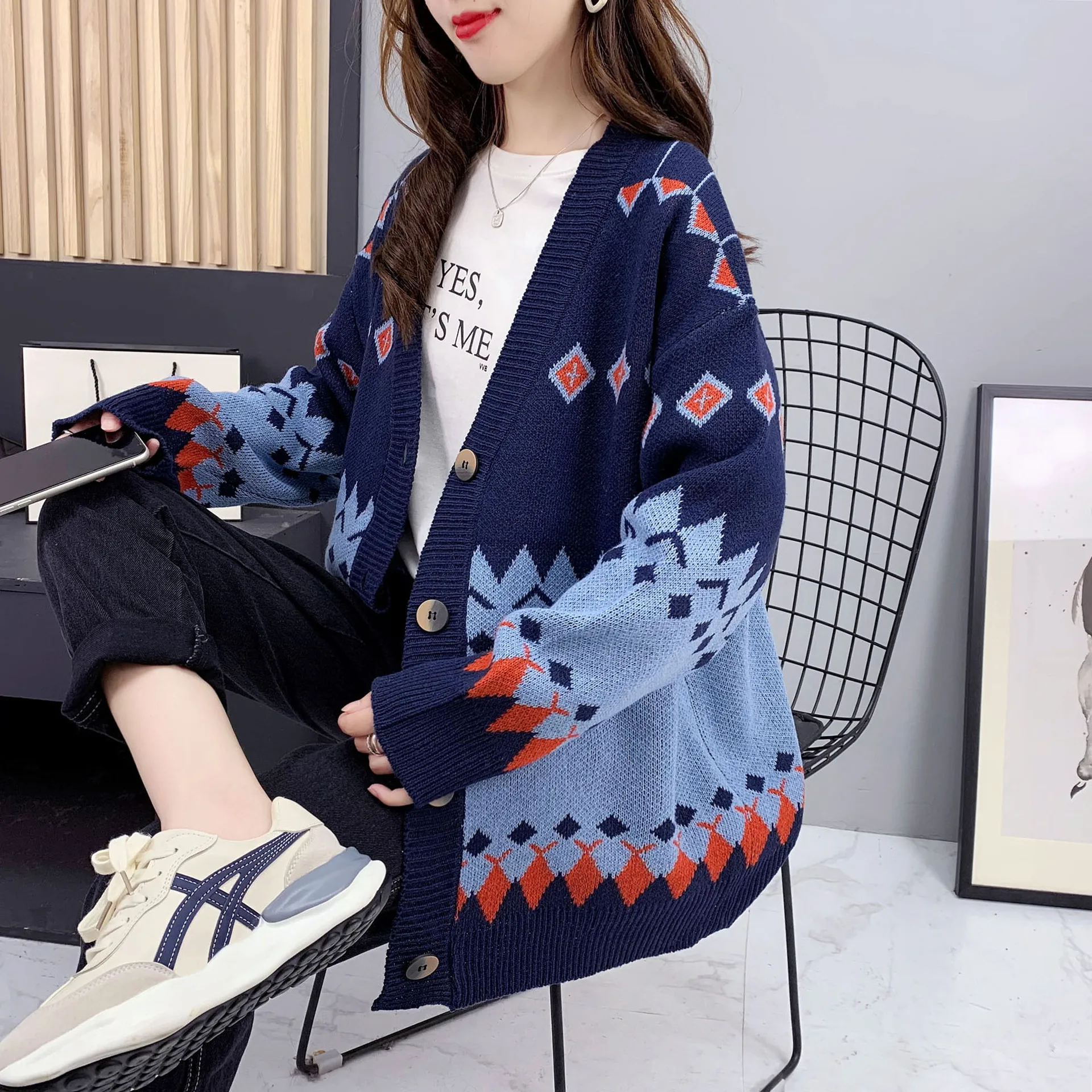 Women's sweater cardigan 2021 new casual V-Neck long sleeve loose retro jacquard button knitted top winter women's sweater coat ugly christmas sweater