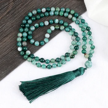 Alternative view of Mala en Agathe Verte