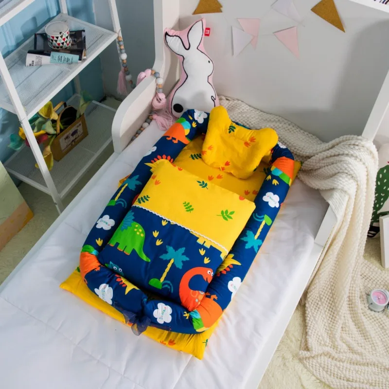 

Baby Bassinet for Bed Portable Baby Lounger for Newborn Crib Breathable and Sleep Nest with Pillow Travel Mattesses