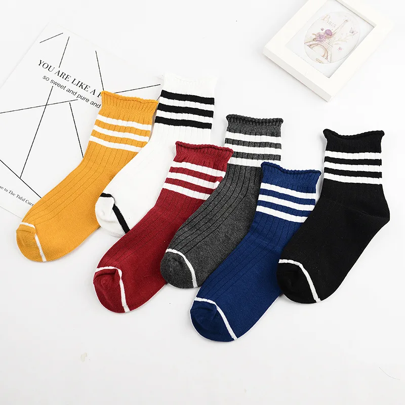 

New Arrival Winter Sock Fashion Women High Fashion Cotton Socks Vogue Stripes Comfortable Solid Color Female Meias Streetwear