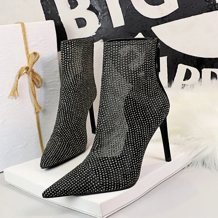 

2022 New Mesh Ankle Boots Women Crystal Pointed Toe Shoes Fashion zip High Heels Sexy Short Boot Black Brand Zapatos De Mujer