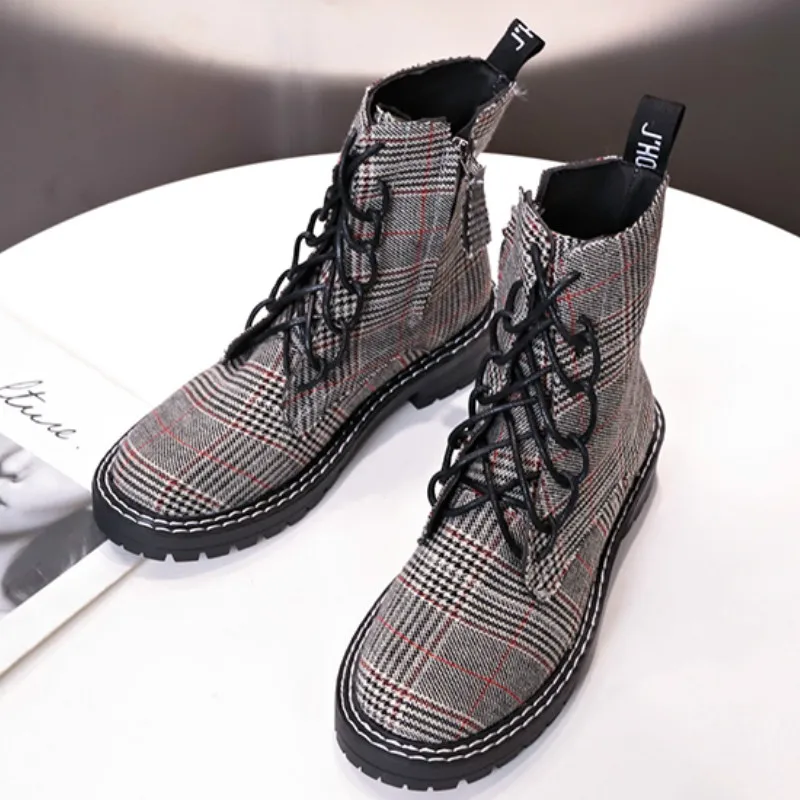 

New Arrival Women's Plaid Short Martin Boots Female Flat Platform Australia Canvas Ankle Booties Ladies Shoes Botas Mujer P340