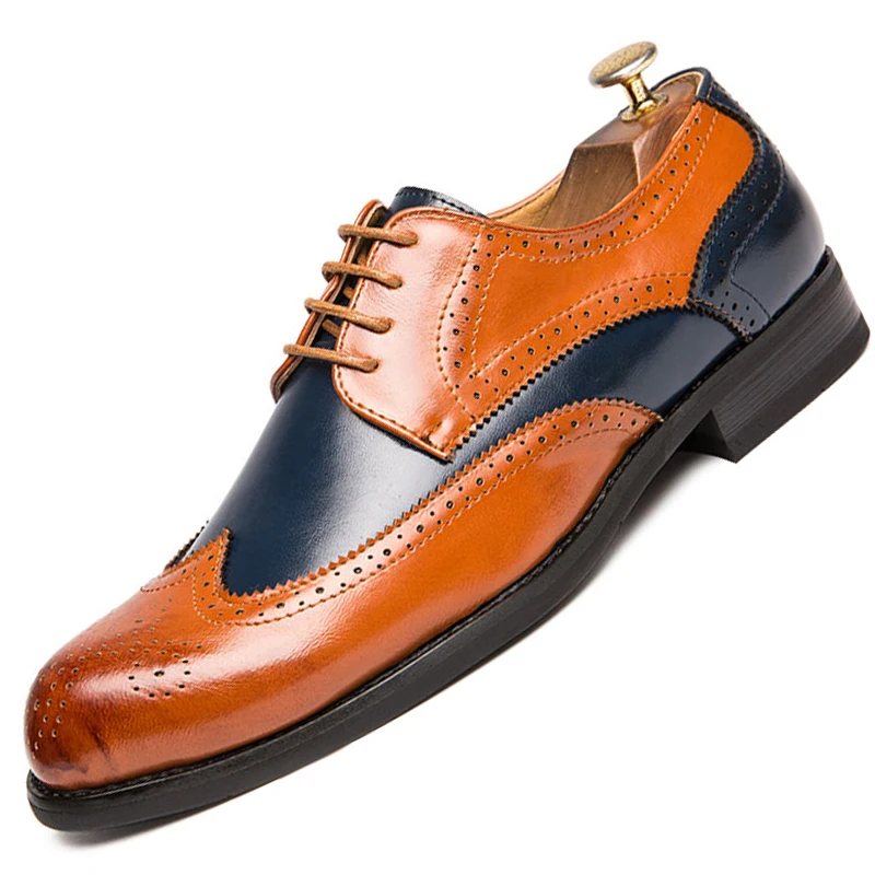 Мужские деловые кожаные туфли; броги; Мужские Элегантные Дизайнерские деловые модельные туфли; свадебные туфли с острым носком; цвет синий, коричневый - Цвет: Brown