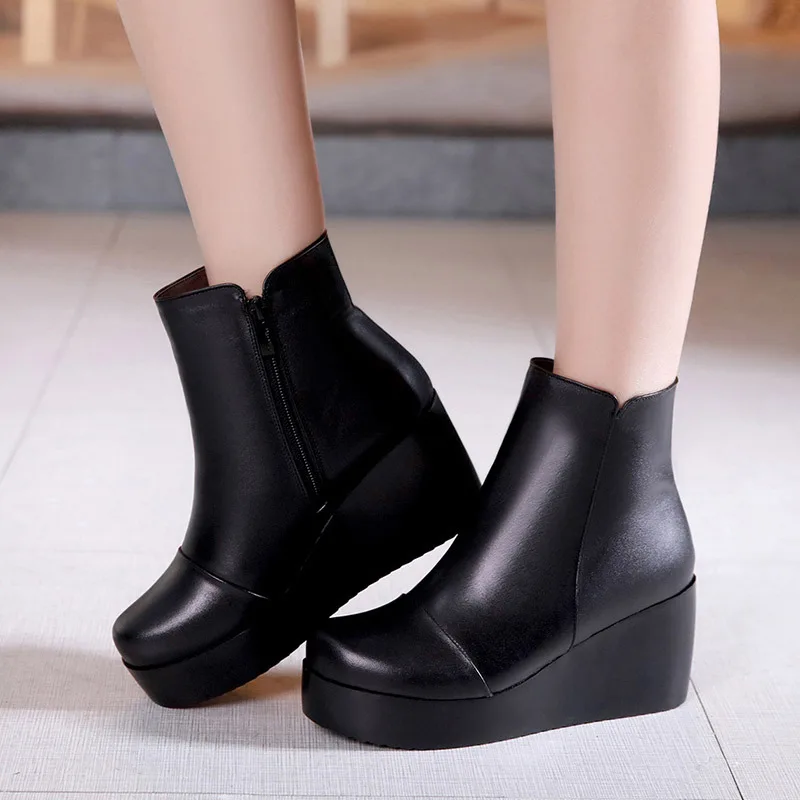 

New Autumn Winter 2020 Women's Martin Boots Ladies Big Size Split Leather Wedges Motorcycle Ankle Heeled Boot Women Shoes A0013