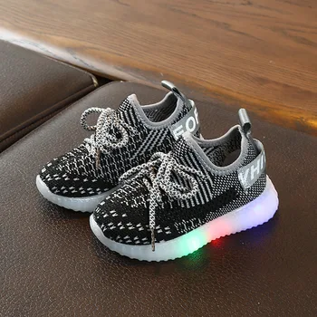 

Toddler Baby Boys Girls Kids Luminous Sneakers Light Up Shoes Breathable Little Children Sports Shoes Led Roller Skate Shoes