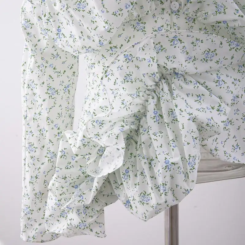 Multifunctional 4K SOS WiFi Flashlight WDR Record