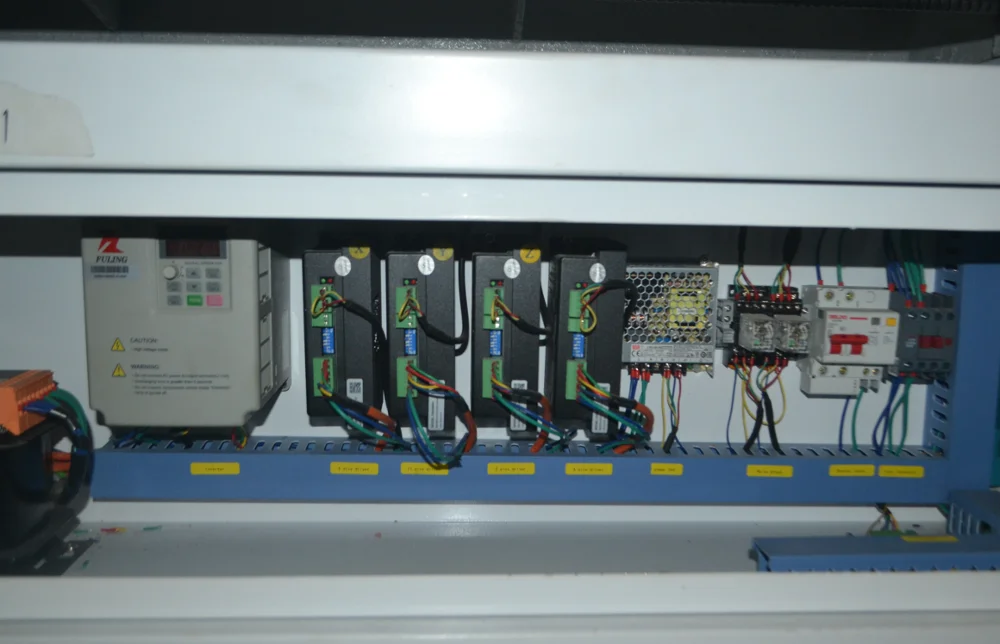 2.2kw 3.0kw шпиндель 6090 6012 1212 600*1200 мм 4 оси фрезерный станок с ЧПУ машина для