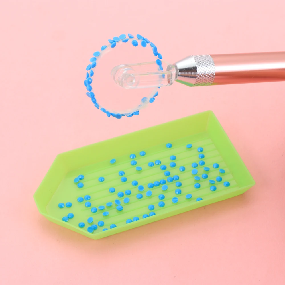 Plastic Diamond Painting Drill Pen with LED Light for DIY Embroidery