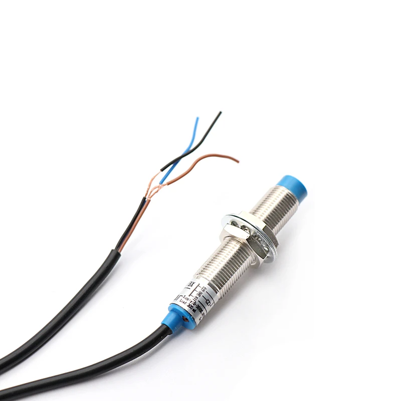 1PC 3D 프린터 LJ12A3-4-Z/BX 유도 형 근접 센서 감지 스위치 NPN DC6-36V 4mm 평상시 열림 근접 스위치