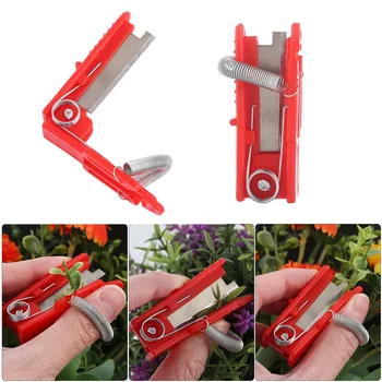 

1Pc Multifunctional Thumb Knife Safe Fruit Blade Garden Pruner Fruit Convenient Picking Cutting Tools Blade Finger Protector New