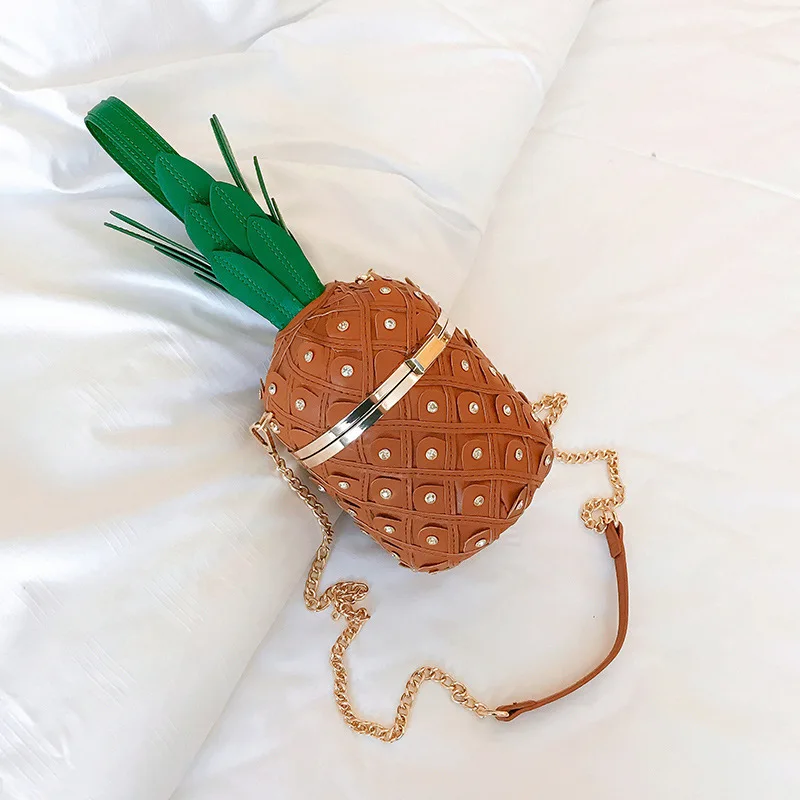 

High grade personalized pineapple bag splicing cute one shoulder bucket bag Korean version slant span small round bag