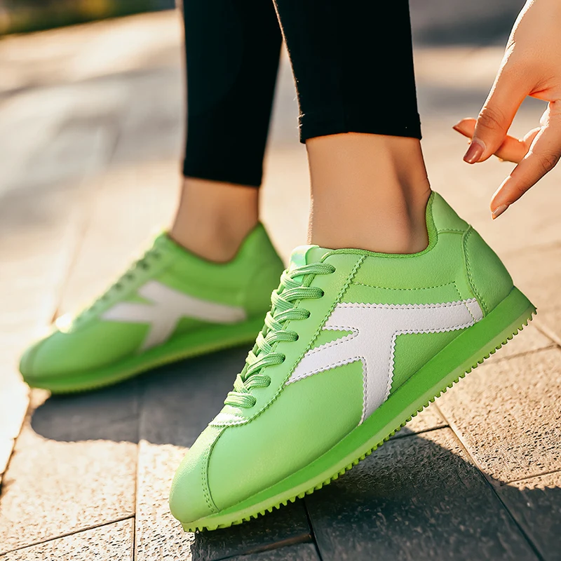 YRRFUOT; модная обувь для мужчин и женщин; уличная женская обувь из сетчатого материала; обувь для отдыха; сезон весна; zapatos mujer; повседневная женская обувь на плоской подошве - Цвет: green