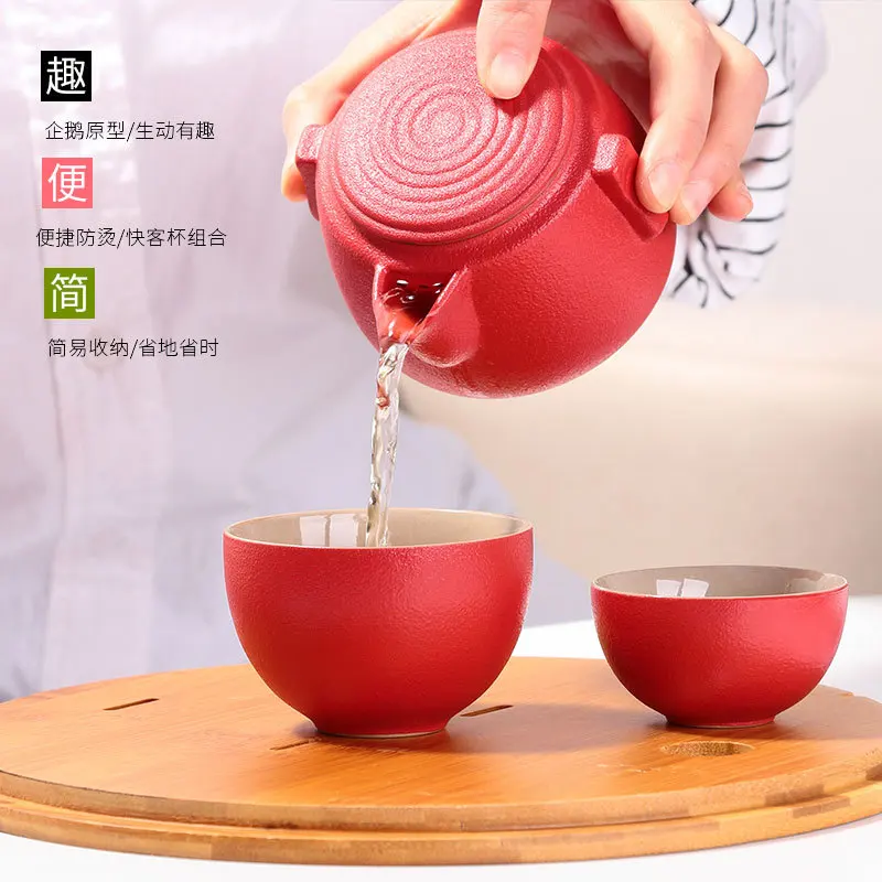 

Creative Black Pottery Express Cup, One Pot and Two Cups Portable Travel Ceramic Tea Set Office Gift
