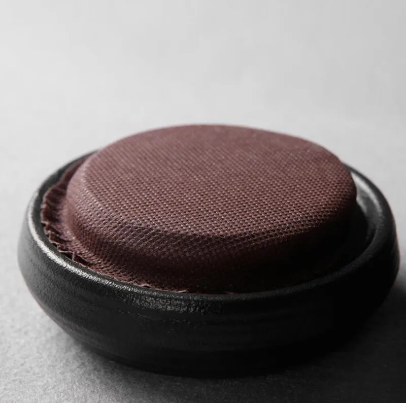Large capacity black pottery tea can Portable Sealed Jar travel Tea Caddy Storage Spice Tea Boxes Candy storage tank Home Decor