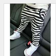 Лидер продаж; размеры 90-130; хлопковые детские штаны для маленьких девочек; брюки для мальчиков в полоску;