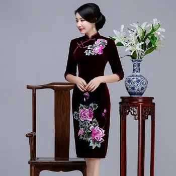 

Exquisite Qipao Embroidery Flower Female Formal Party Dress Sexy High Split Velvet Cheongsam Velour Winter New Slim Vestidos