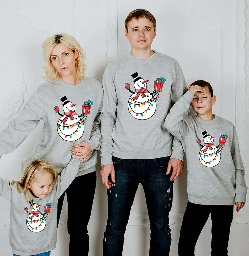 Одинаковые комплекты для семьи с принтом снеговика; Рождественские толстовки для папы, мамы и ребенка; хлопковая одежда с длинными рукавами и круглым вырезом для детей