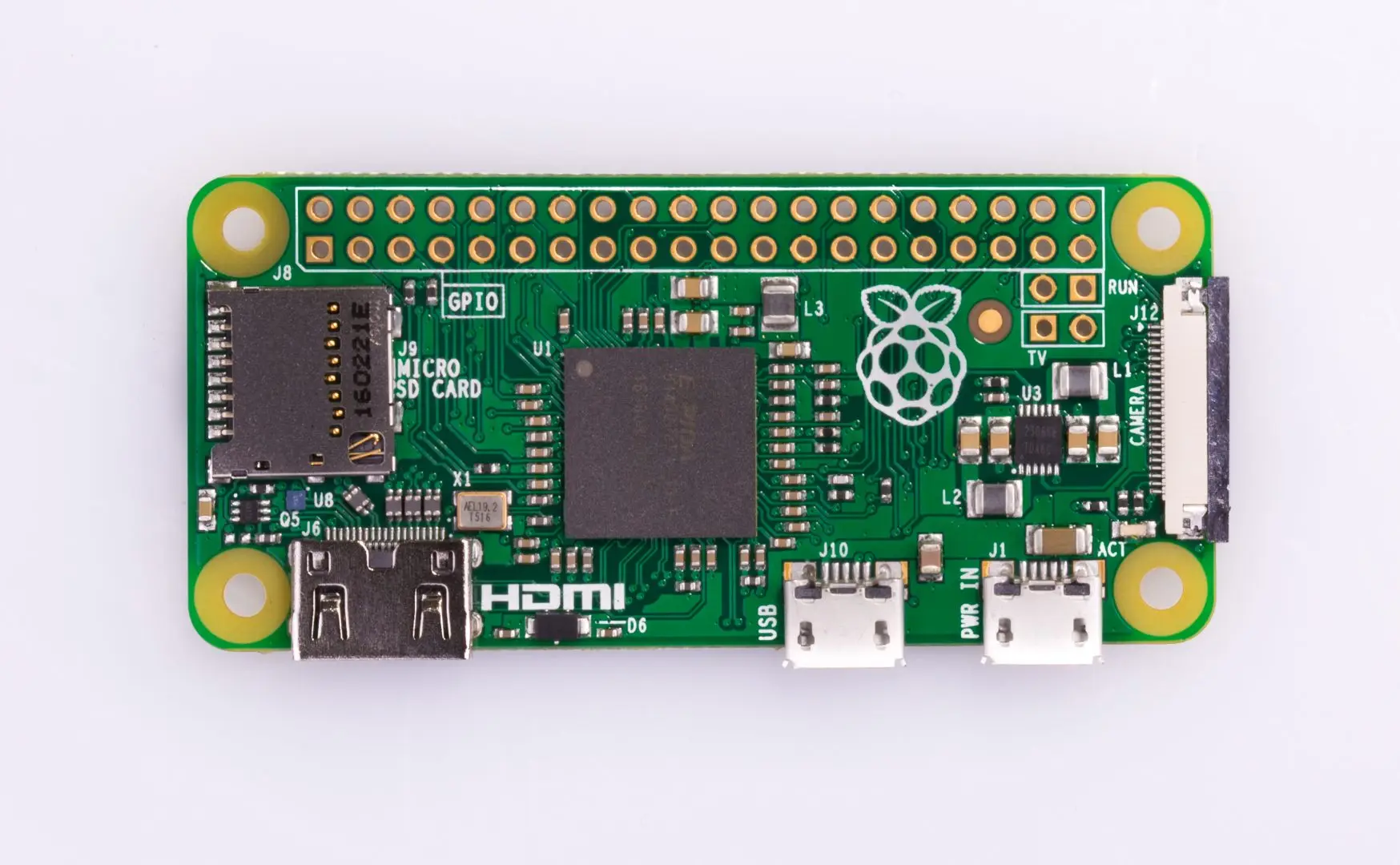 Оригинальная плата Raspberry Pi Zero с одноядерным процессором 1 ГГц по сравнению с Raspberry Pi Zero W