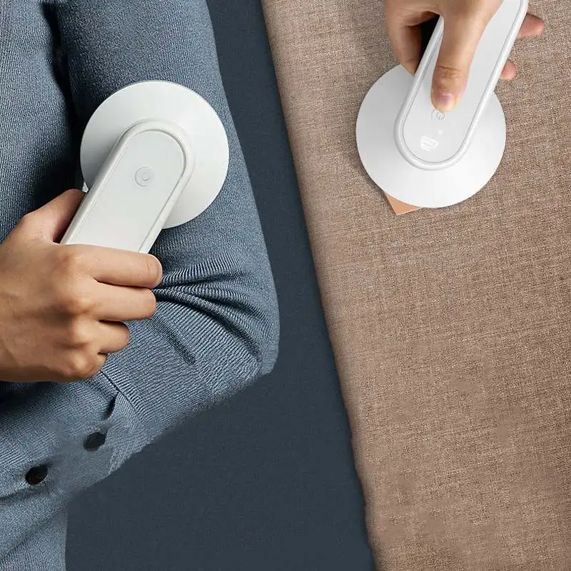 

DETI 3 IN 1 Multifunctional Mini Electric Iron Lint Shaver Remover Power Bank Portable Hand-Held Wireless Ironing Machine