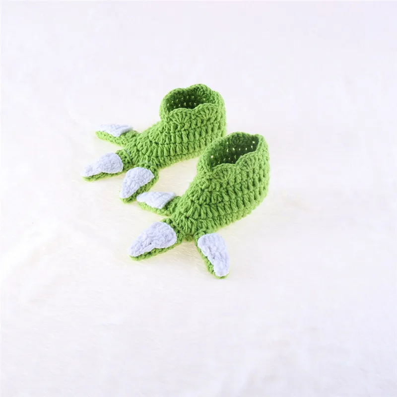 Delux Master YodaBaby Clothes Newborn Photography Crochet Knit Infant Hat Coat Golves Shoes Belt Clothing Set Photo Shoot Props (5)