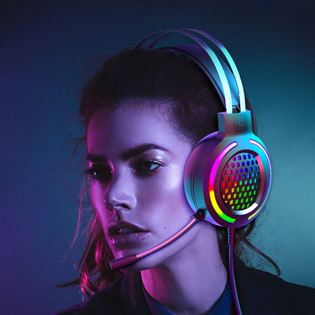 Durable Practical Multi functional Gaming Calling Wired Earphones Classic RGB Light Over ear Headphone with Microphone