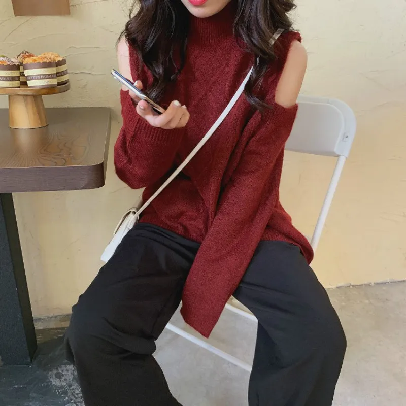 Long sleeve Pullover Sweater with loose shoulder