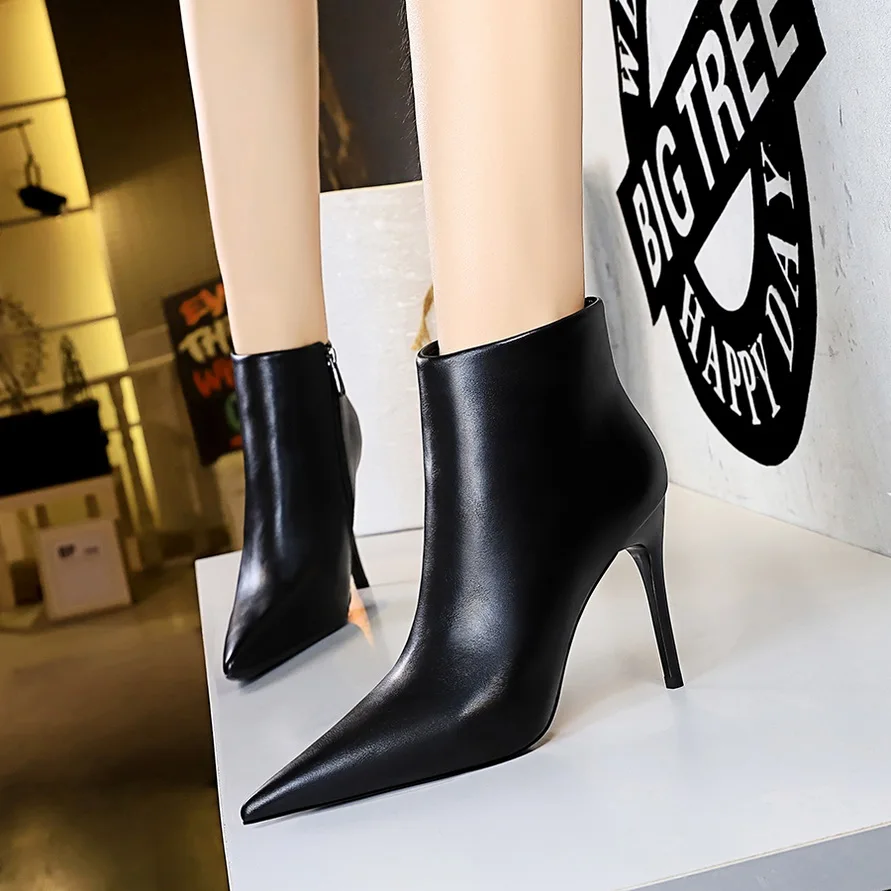 

BIGTREE Winter Women Pointed Toe Zippers Boots 9.5cm High Heels Nightclub Short Ankle Boots Lady Stiletto Heels Warm Plush Shoes