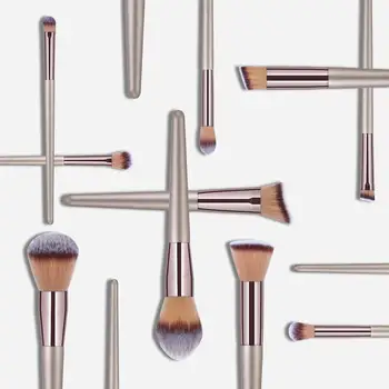 

10 sets of professional makeup brushes, liquid foundation, blush, eye shadow concealer, eye makeup tools, beauty tools