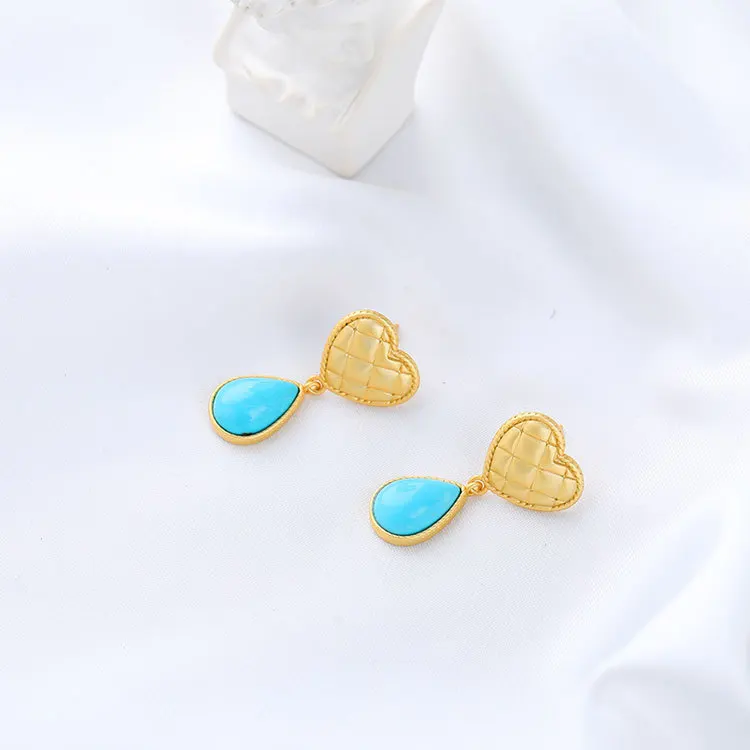 

CMajor S925 Sterling Silver Temperament Sweet and Romantic Heart-shaped Water Drop Shape Turquoise Drop Earrings for Women