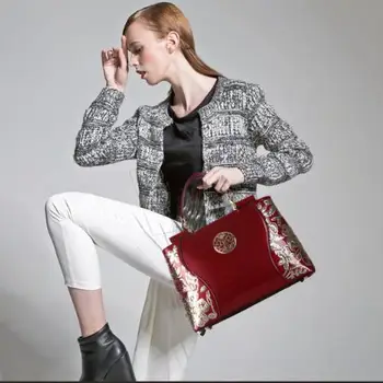 

2019 new winter fashion one shoulder handbagAAA313