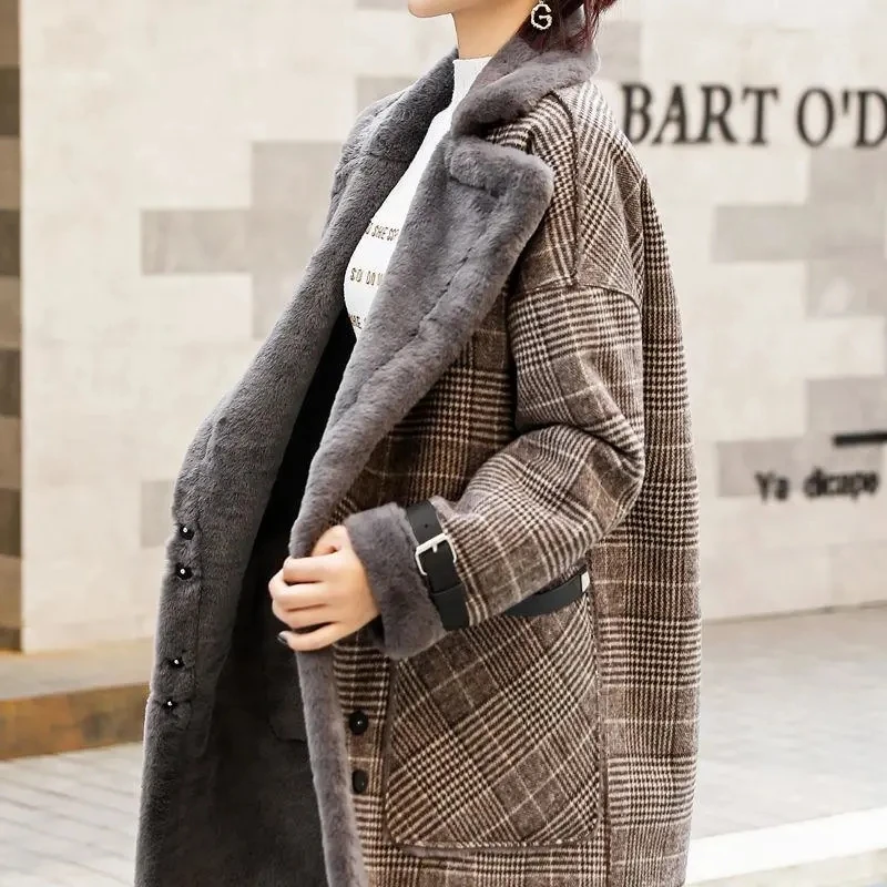 Female Coat 2023 Autumn Winter New Women's Mid-length Korean Version Lamb-like Fur Wool One-piece Plaid Coat Woolen Jacket Women