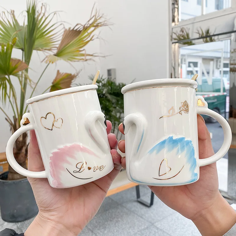 

3D Embossed Swan Mug Personality Cartoon Cute Couple Ceramic Cup With Lid Spoon 450ml Large Capacity Coffee Cup