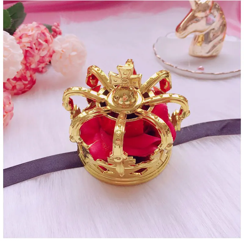 GOLD (3)