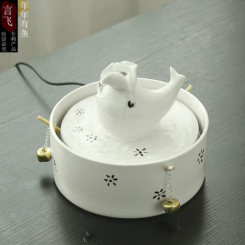 

Words Fly Cat Water Fountain Hot Sales Drink Water Basin Mobile Circular Ceramic Environmentally Friendly Non-toxic