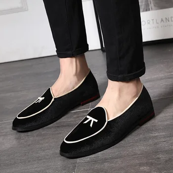 

New Men Dress Shoes Brand Fashion Wedding Shoes Men Luxury Italian Style Oxford Shoes Big Size Men Casual Shoes Men Loafers 2.5a