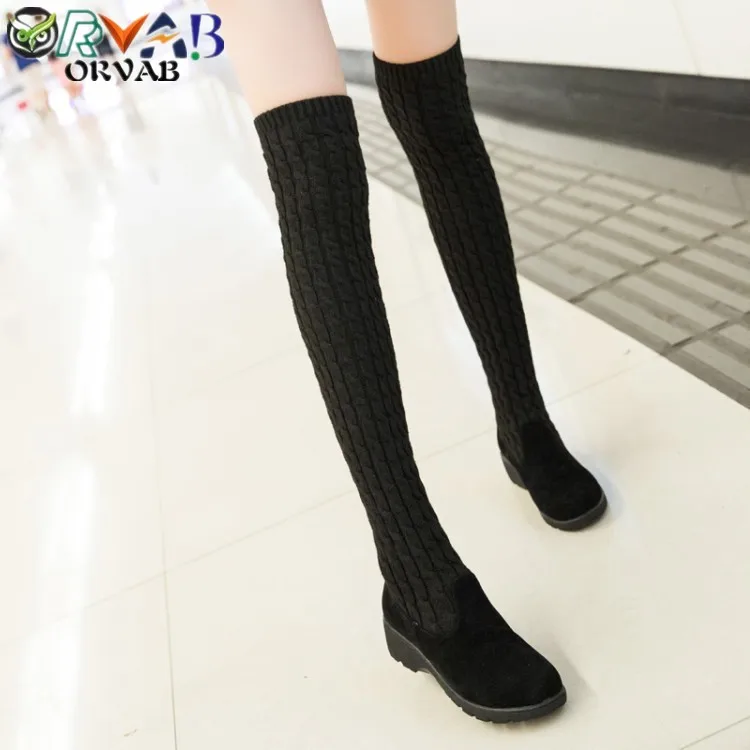 Cena Udo wysokie buty 2019 moda zima kobiety skarpety buty czarny szary Slim długie buty kliny buty na koturnie kobieta na kolana buty
