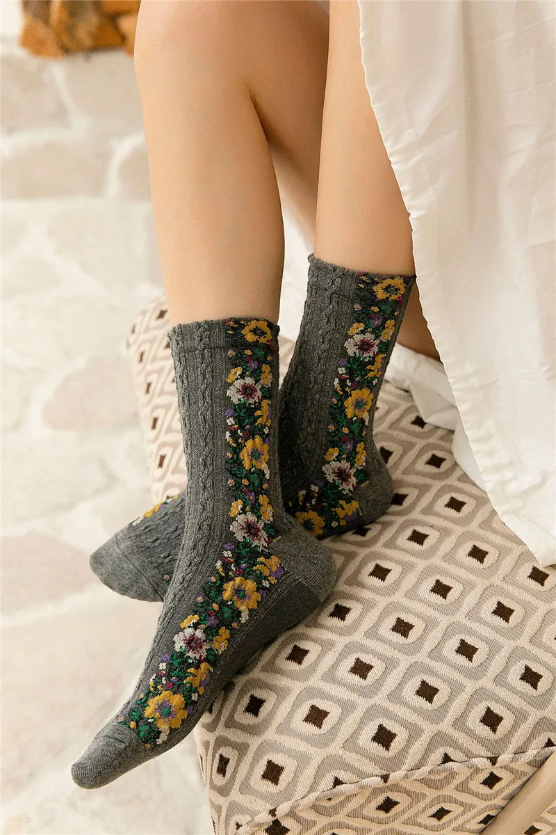 Новинка, модные женские теплые милые носки, хлопок, Европейский и американский стиль, Национальный Ветер, цветы, осень и зима, женские носки