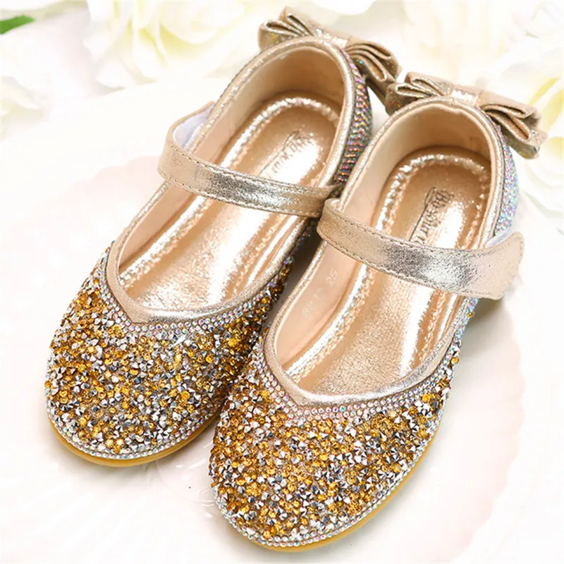 

2020 New Spring Summer Autumn Children Shoes Girls Sandals Shiny Diamond Bow Princess Leather Shoes Girls Wedding Party Shoes
