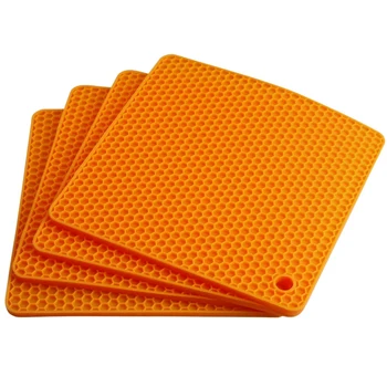 

Square Table Mat Heat-Resistant Table Mat,Suitable for Hot Pot and Hot Pot Table Mat,4 Pack