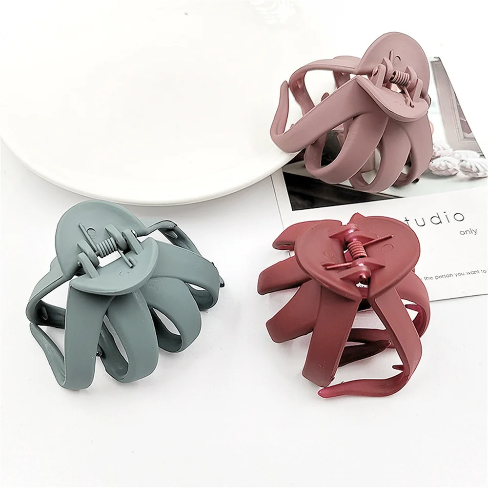 Fish Shape Hair Clips Ponytail Holder Women Girls Banana Clips Crabs Claws Hair Styling Accessories hair claw hair clips hair accessories